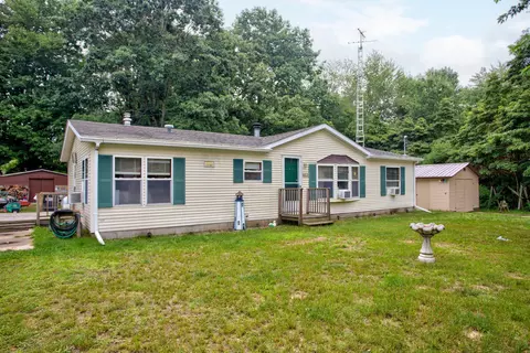 6605 Janet Dr, Coloma, MI 49038