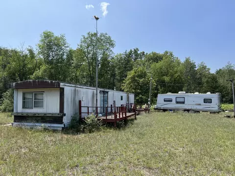 3065 N Hamilton Rd, Irons, MI 49644