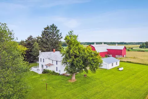2424 N Maple Hill Rd, Pierson, MI 49339