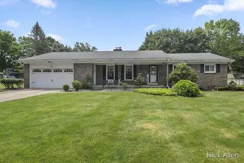 3468 Gateshead St NE, Rockford, MI 49341