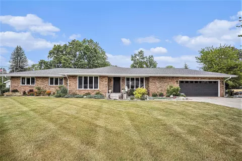 20 Lynwood Dr, Battle Creek, MI 49015