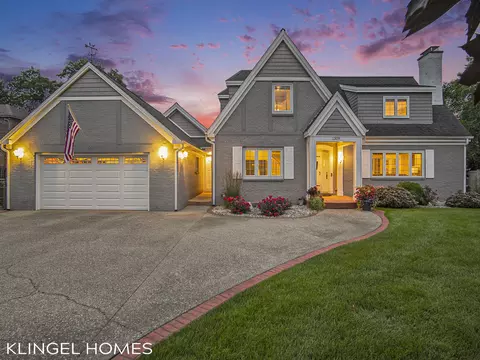 1309 Ruddiman Dr, Muskegon, MI 49445
