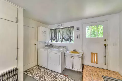 950 Horton Rd, Jackson, MI 49203 photo 12