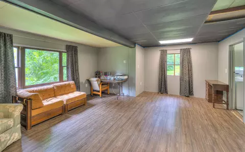 950 Horton Rd, Jackson, MI 49203 photo 14