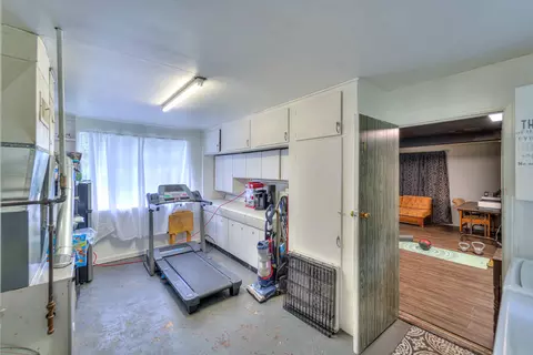 950 Horton Rd, Jackson, MI 49203 photo 11