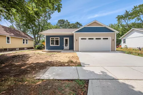 1419 Ducey Ave, Muskegon, MI 49442