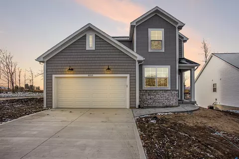8805 Loggers Rdg SE, Caledonia, MI 49316