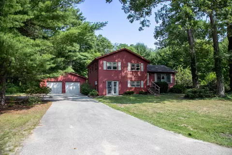 710 S Woodland St, Muskegon, MI 49442