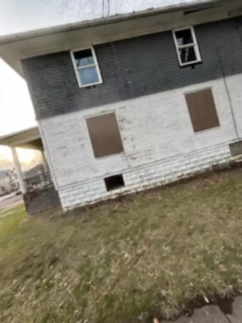 600 W Biddle St, Jackson, MI 49203 photo 2