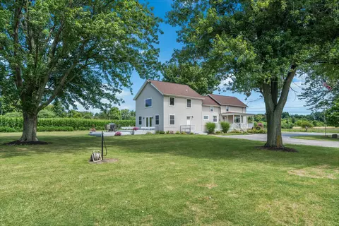 6304 S Scottdale Rd, Berrien Springs, MI 49103