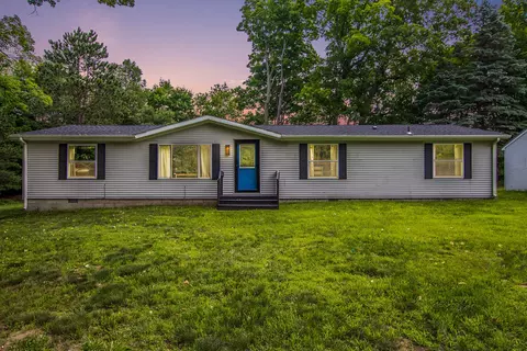 144 E Forest Trl, Leroy, MI 49655