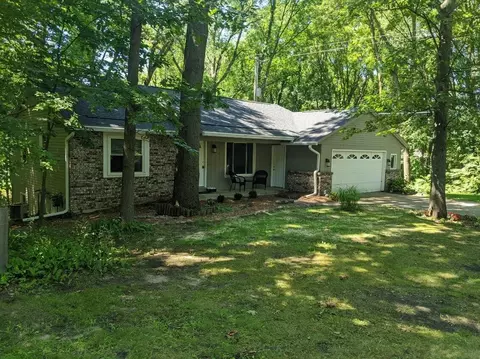 1185 Kinney Ave SW, Grand Rapids, MI 49534