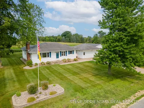 9385 76th Ave, Hudsonville, MI 49426