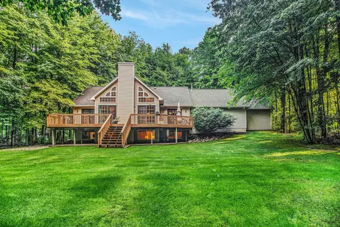 1311 Boynton Hills Ave SE, Ada, MI 49301