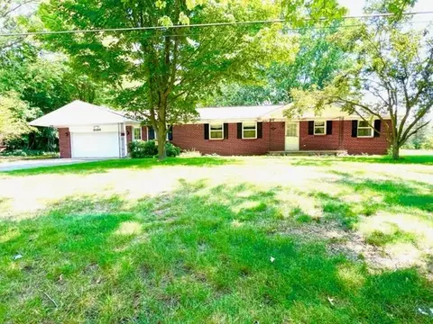 3180 Blackmer Rd, Ravenna, MI 49451