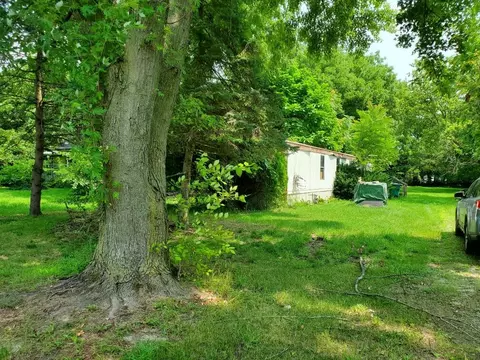 69251 S St Joseph St, White Pigeon, MI 49099