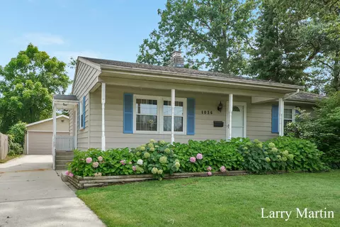 1036 32nd St SW, Wyoming, MI 49509