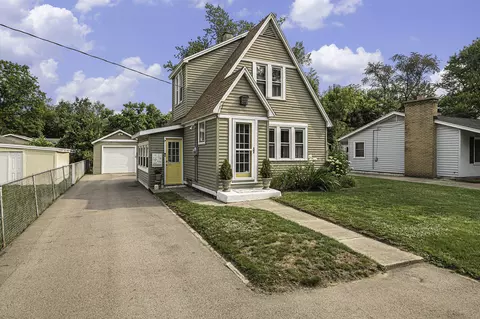 3417 Tampa St, Kalamazoo, MI 49048