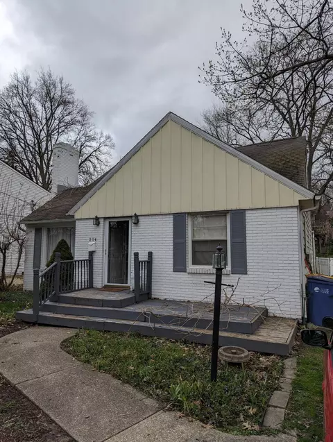 214 Wallinwood Ave NE, Grand Rapids, MI 49503