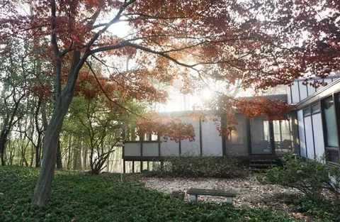2905 Memory Ln, Kalamazoo, MI 49006