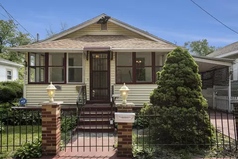 1704 Union St, Kalamazoo, MI 49007