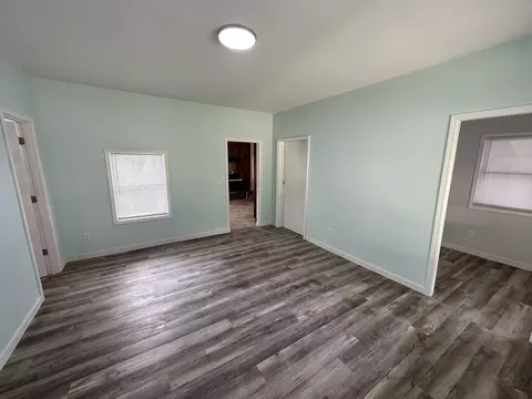 610 Clinton St, Marshall, MI 49068 photo 4