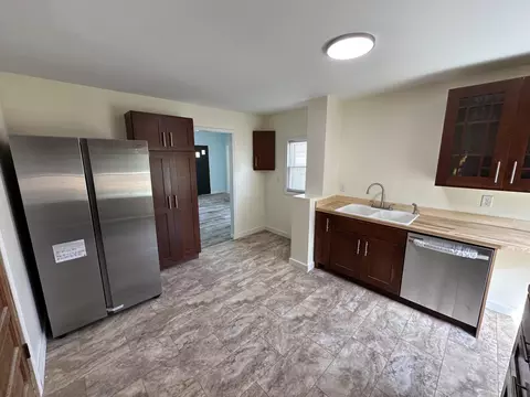 610 Clinton St, Marshall, MI 49068 photo 7
