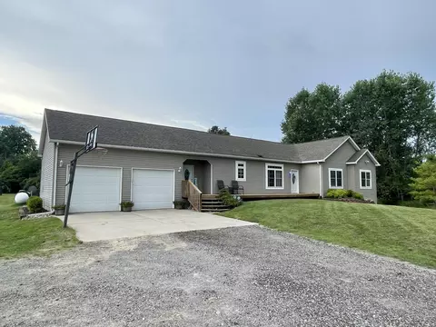 13200 Ball Creek Rd NW, Kent City, MI 49330