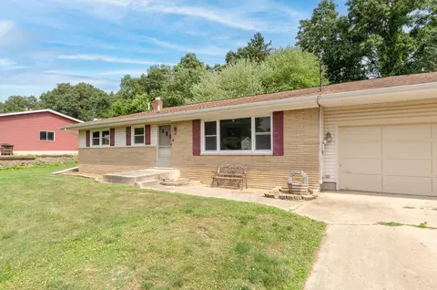 3048 John Glenn Dr, Jackson, MI 49201 photo 3