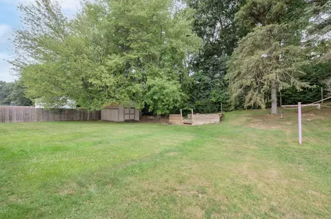 3048 John Glenn Dr, Jackson, MI 49201 photo 37