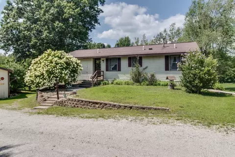 20325 Carpenter Dr, Battle Creek, MI 49017