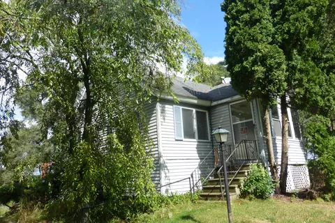 7722 S Scottdale Rd, Berrien Springs, MI 49103