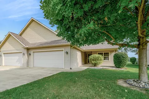 530 Bush Blvd, Three Rivers, MI 49093