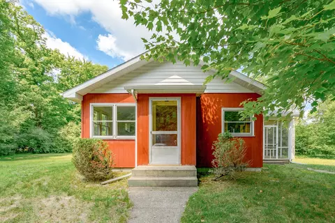 31750 Brandywine Rd, Gobles, MI 49055