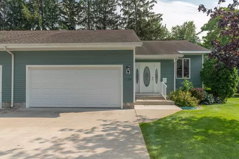 1139 Aspen Dr #70, Norton Shores, MI 49441