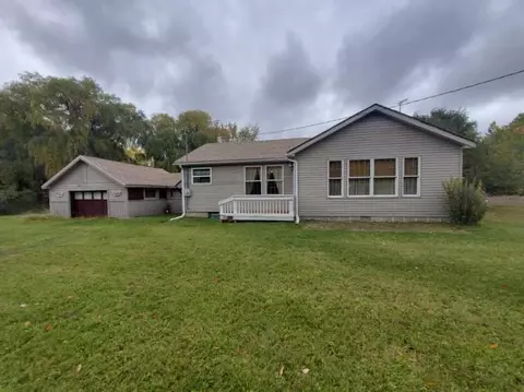 1952 W 16 Rd, Mesick, MI 49668