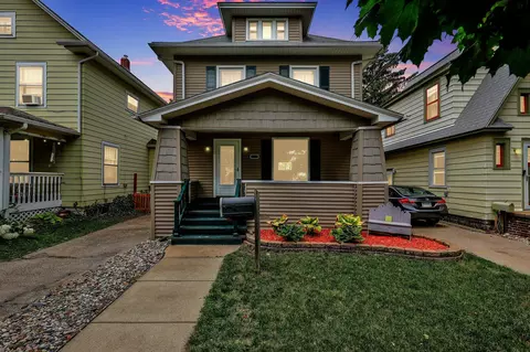 216 Virginia St, Lansing, MI 48912