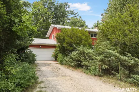 11355 168th Ave, Grand Haven, MI 49417