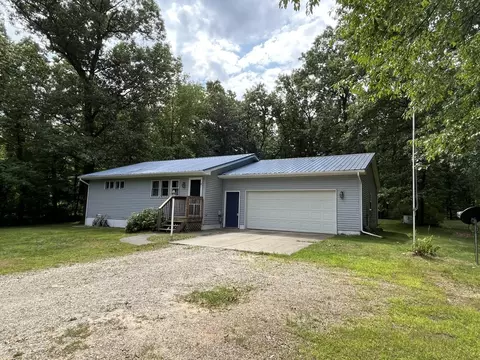 13082 Old 14 Mile Rd NE, Greenville, MI 48838