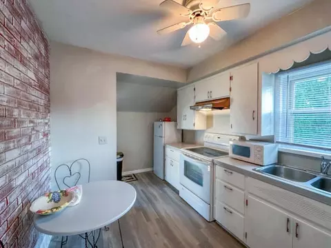 1826 Spring Arbor Rd, Jackson, MI 49203 photo 13