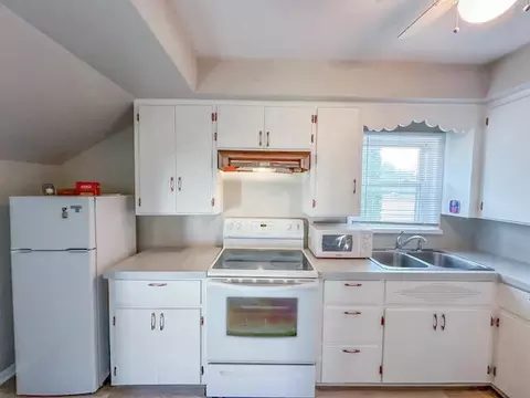 1826 Spring Arbor Rd, Jackson, MI 49203 photo 15