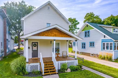 717 Osceola Ave, Big Rapids, MI 49307