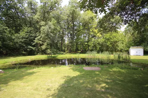 9805 E Ts Ave, Vicksburg, MI 49097 photo 2
