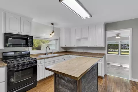 5012 Oak Point Rd, Jackson, MI 49201 photo 16