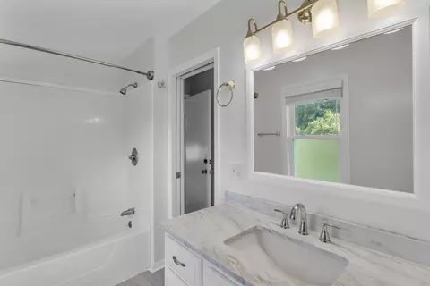 5012 Oak Point Rd, Jackson, MI 49201 photo 29