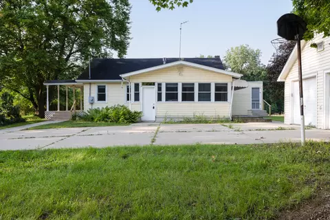 5012 Oak Point Rd, Jackson, MI 49201 photo 4