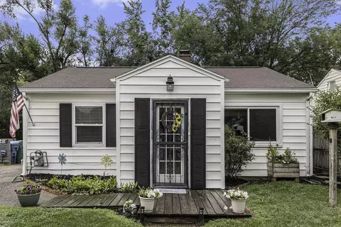 328 Garfield Ave, Kalamazoo, MI 49001