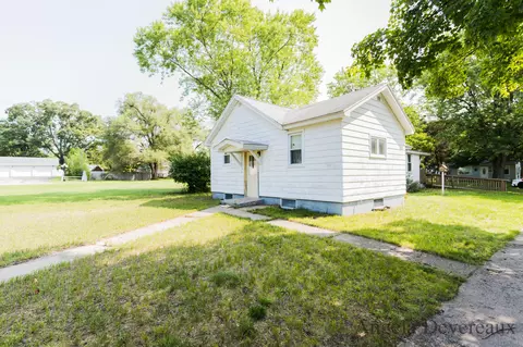 717 Millard St, Belding, MI 48809 photo 6