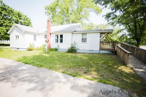 717 Millard St, Belding, MI 48809 photo 4