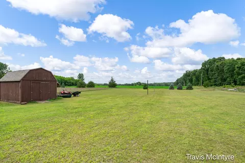 5979 N Whites Bridge Rd, Belding, MI 48809 photo 27